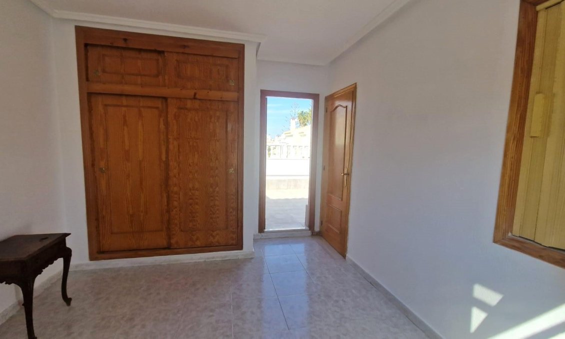 Wiederverkauf - Town House -
Torrevieja - Los Altos