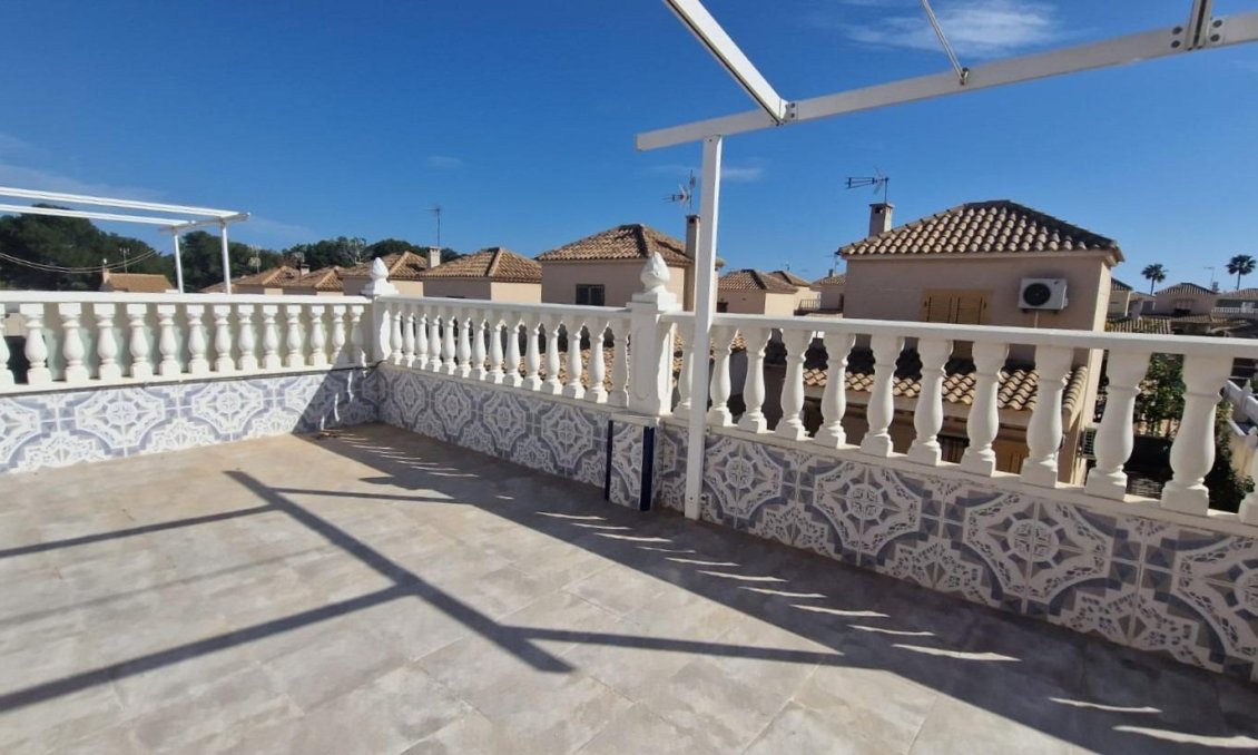 Wiederverkauf - Town House -
Torrevieja - Los Altos