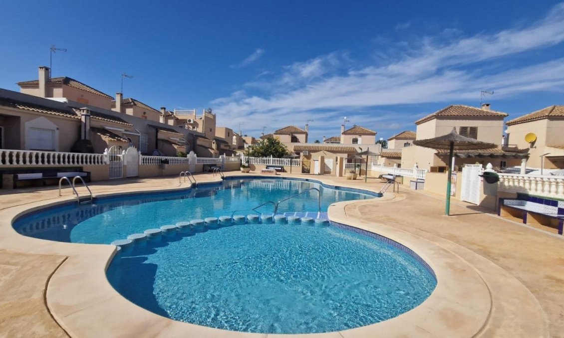 Wiederverkauf - Town House -
Torrevieja - Los Altos
