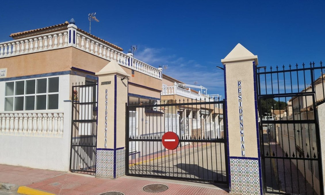 Wiederverkauf - Town House -
Torrevieja - Los Altos