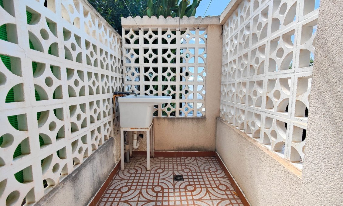 Segunda mano - Bungalow -
Orihuela Costa - Costa Blanca