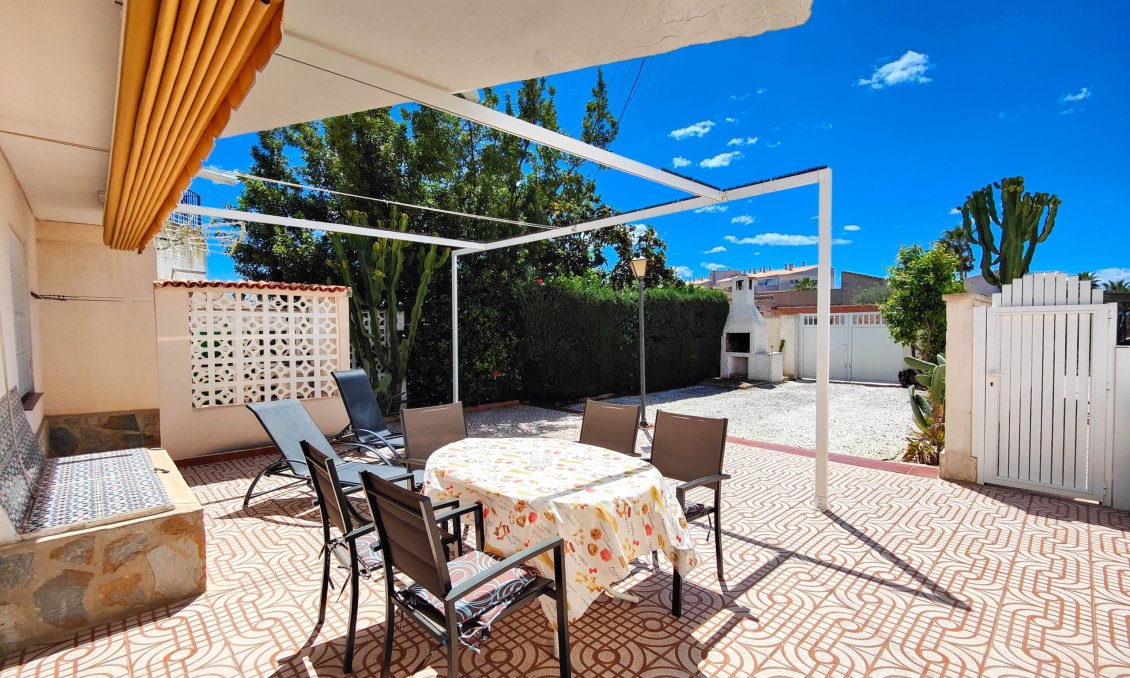Segunda mano - Bungalow -
Orihuela Costa - Costa Blanca