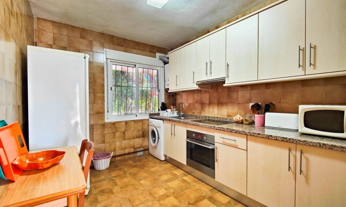 Segunda mano - Bungalow -
Orihuela Costa - Costa Blanca