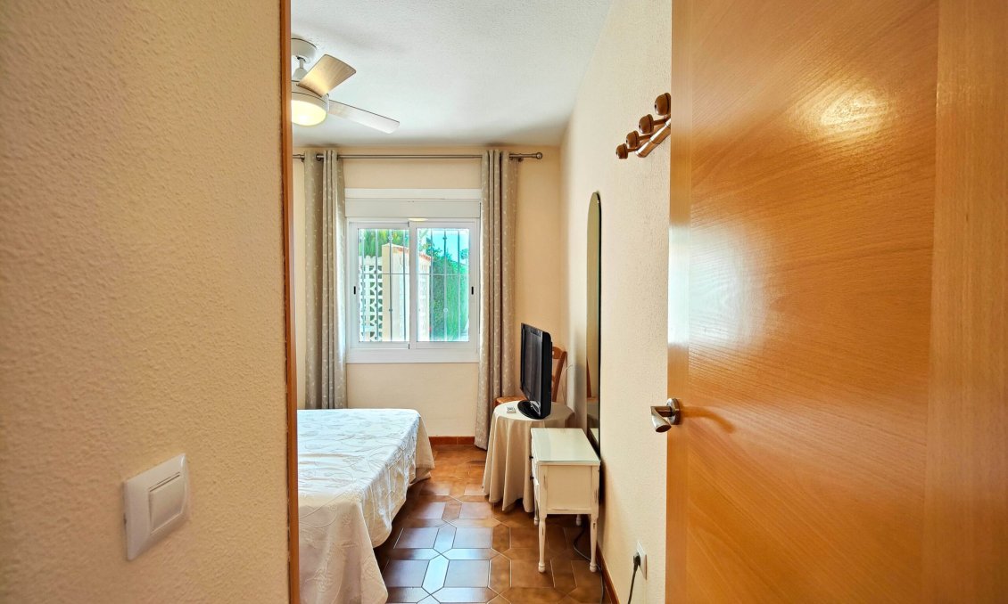 Segunda mano - Bungalow -
Orihuela Costa - Costa Blanca