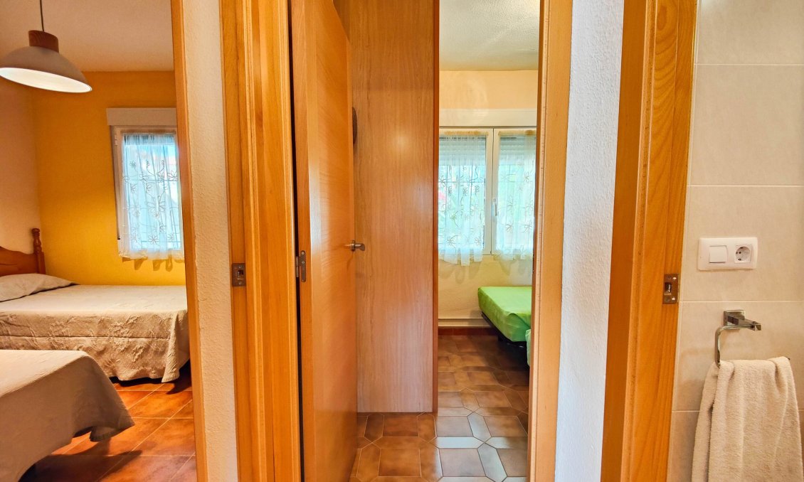 Segunda mano - Bungalow -
Orihuela Costa - Costa Blanca