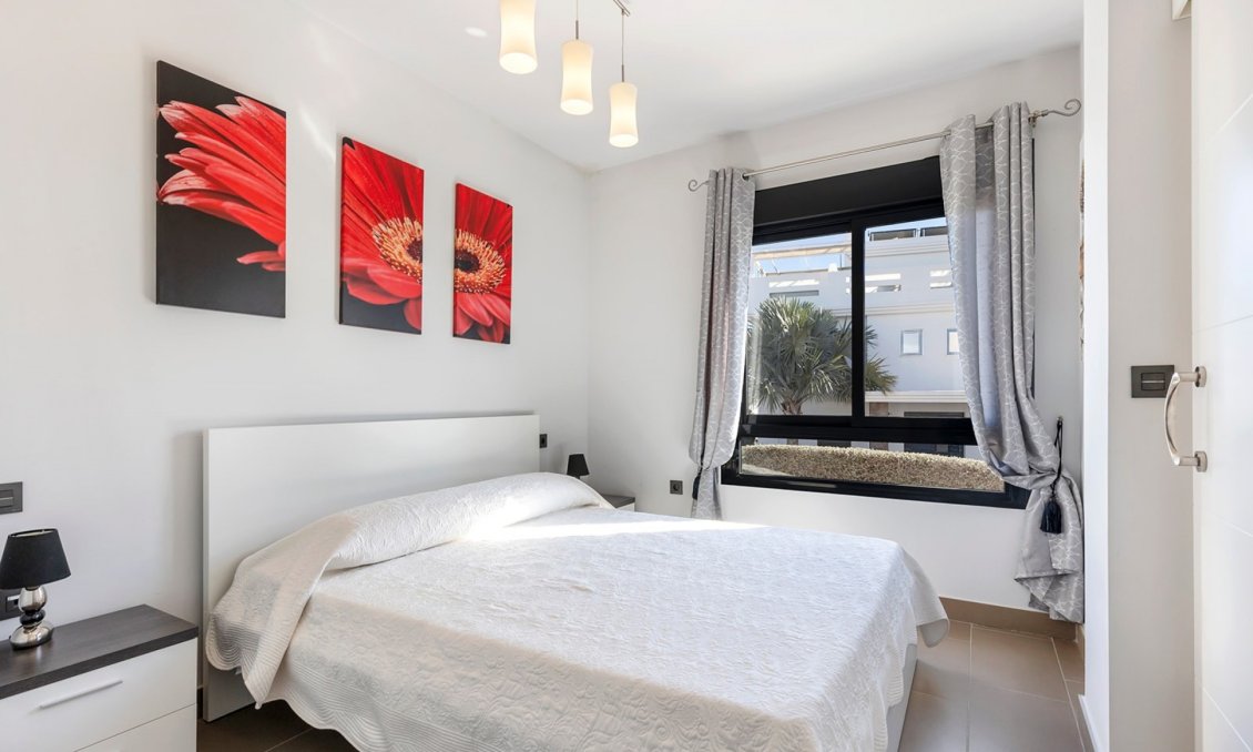Segunda mano - Apartamento -
Orihuela Costa - Costa Blanca