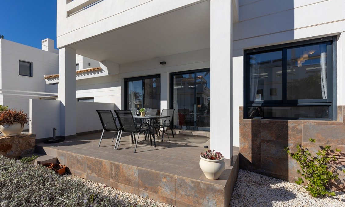 Segunda mano - Apartamento -
Orihuela Costa - Costa Blanca