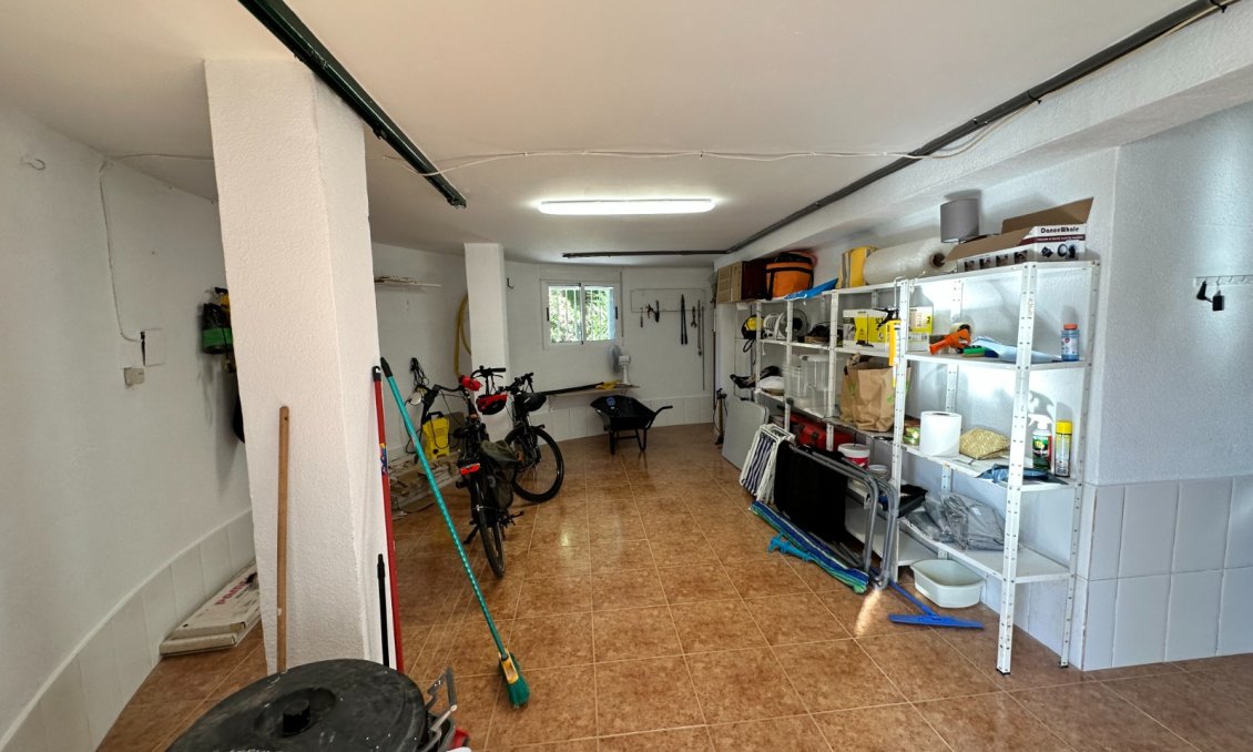 Segunda mano - Villa -
Orihuela - Inland
