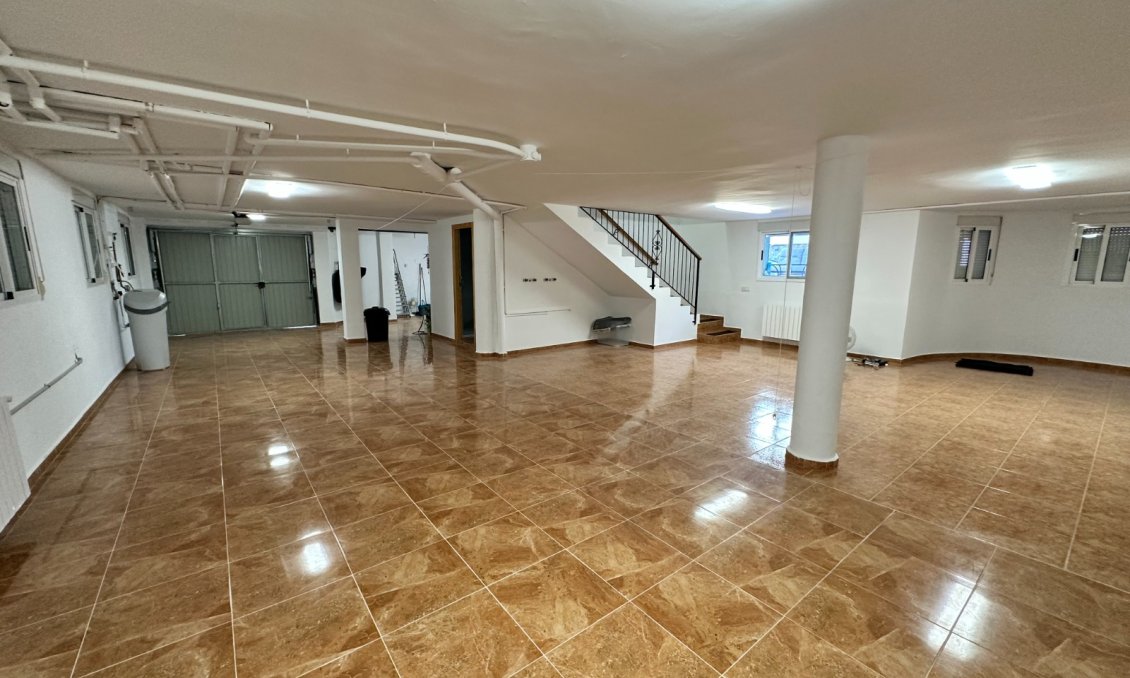 Segunda mano - Villa -
Orihuela - Inland