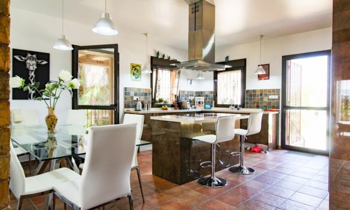 Segunda mano - Villa -
Bigastro - Inland