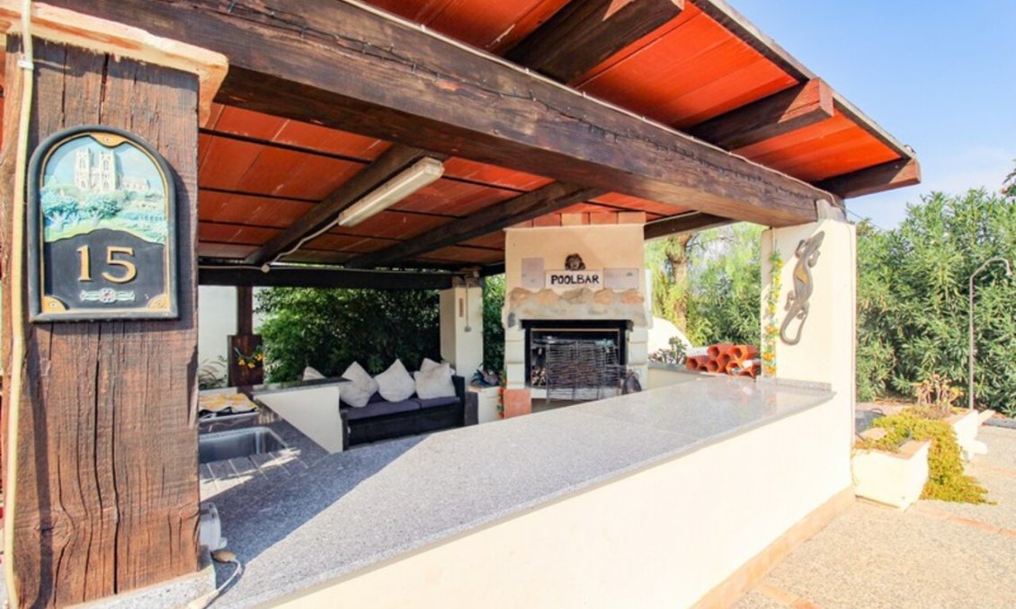 Segunda mano - Villa -
Bigastro - Inland