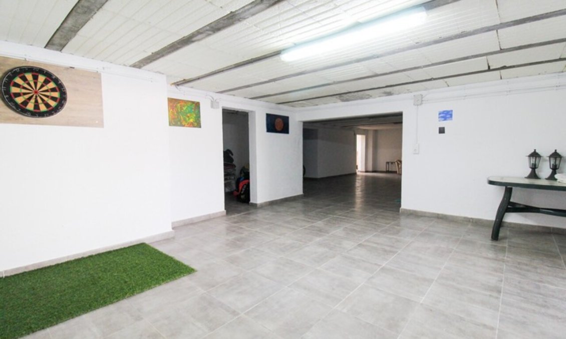 Segunda mano - Villa -
Bigastro - Inland