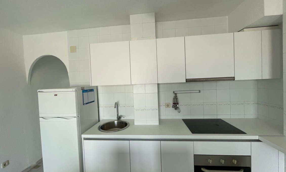Segunda mano - Apartamento -
Torrevieja - Centro
