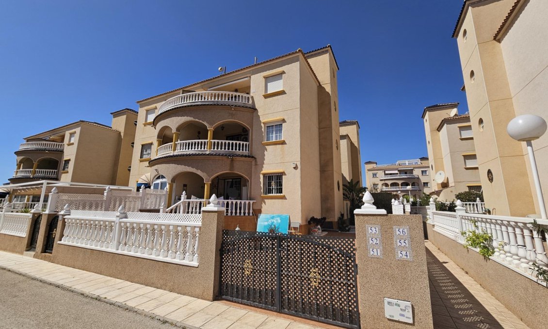 Wiederverkauf - Wohnung -
Orihuela Costa