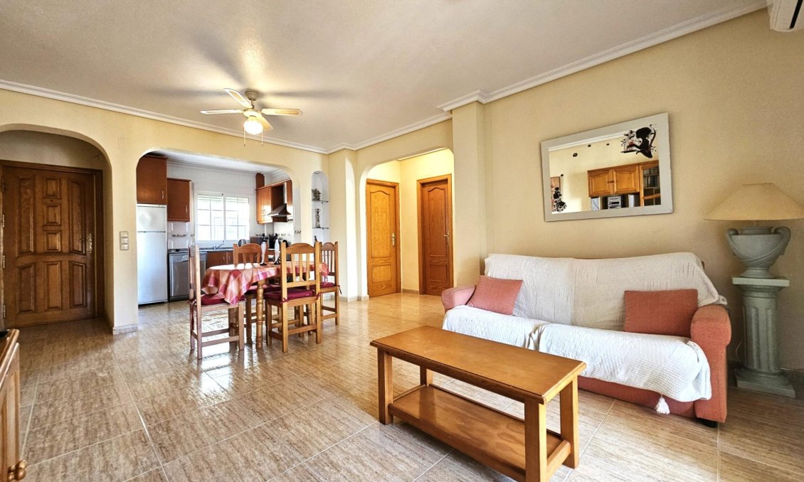 Wiederverkauf - Wohnung -
Orihuela Costa