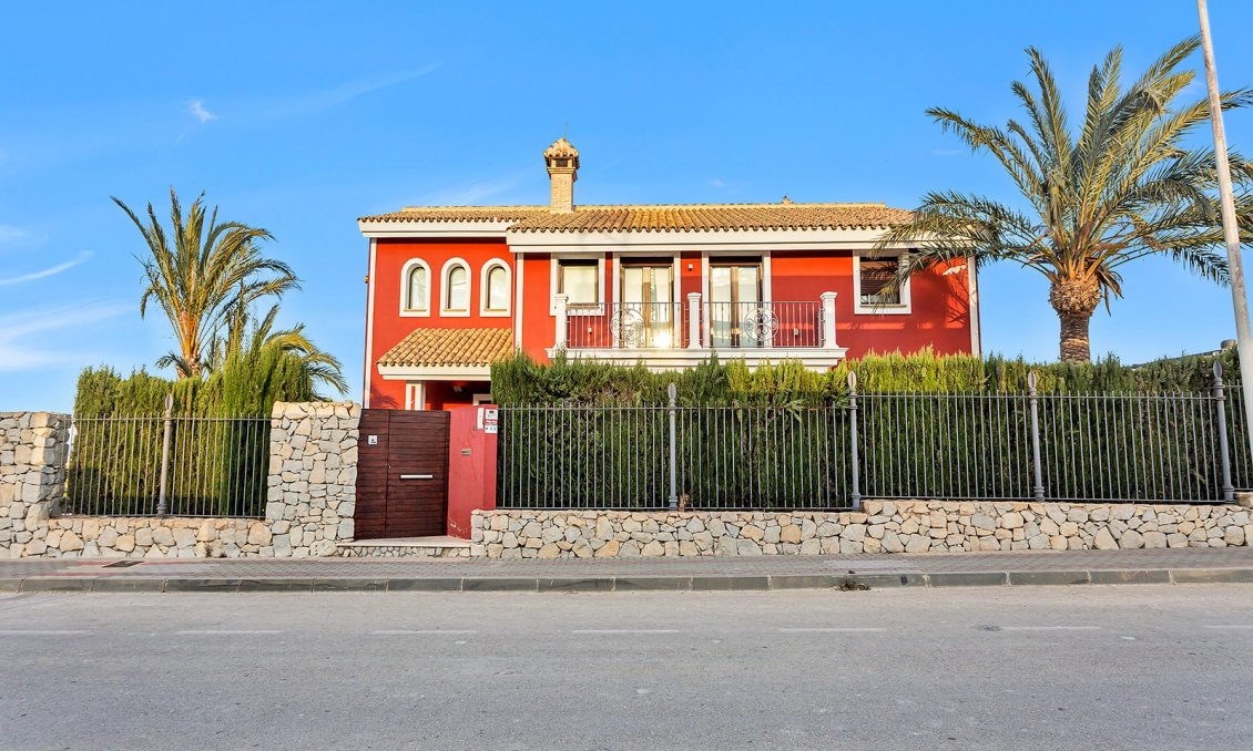 Segunda mano - Villa -
Algorfa - Inland