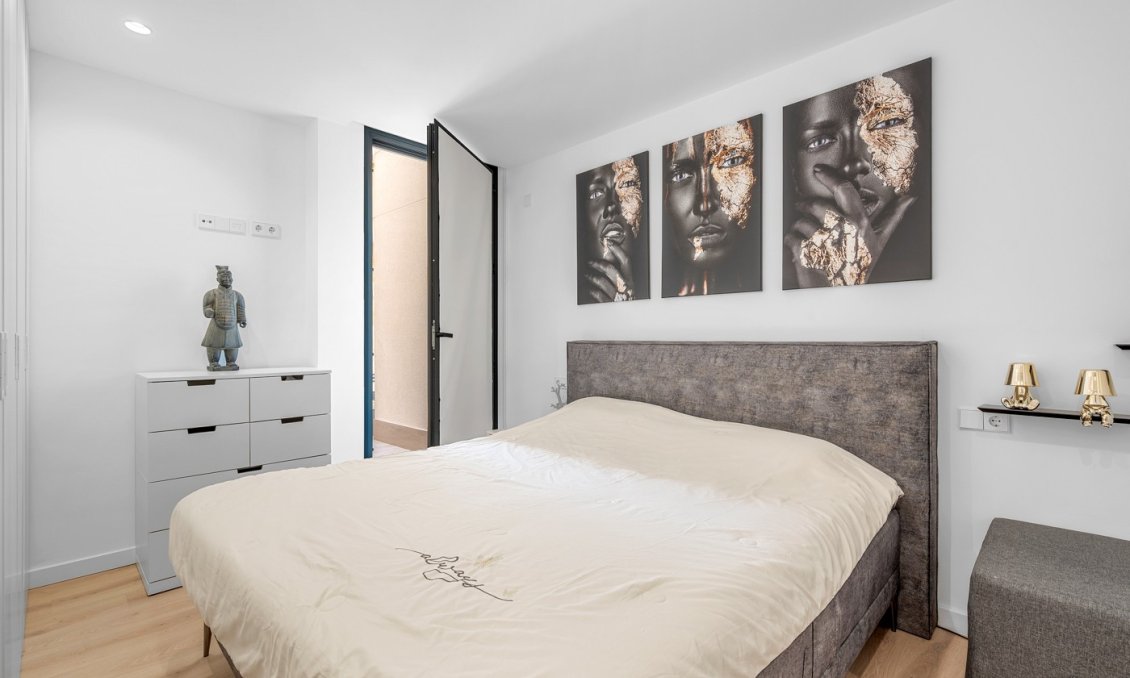 Segunda mano - Apartamento -
Monforte del Cid - Inland
