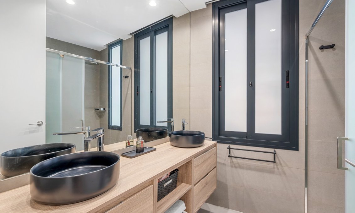 Segunda mano - Apartamento -
Monforte del Cid - Inland