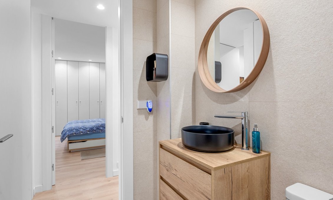 Segunda mano - Apartamento -
Monforte del Cid - Inland