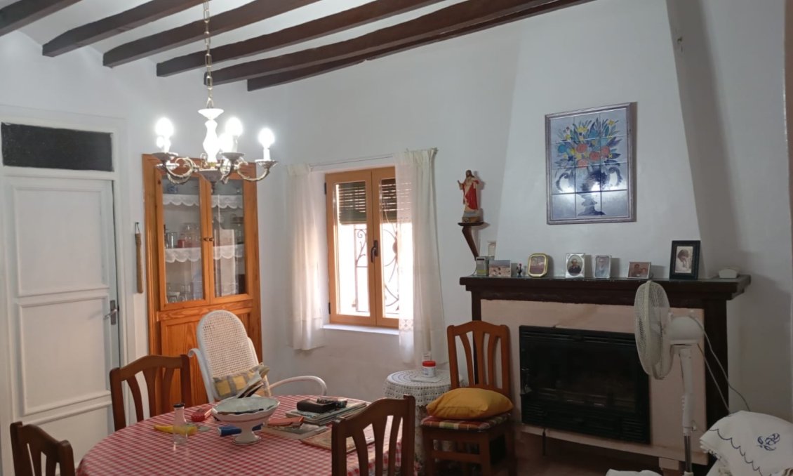 Segunda mano - Villa -
Yecla - Inland