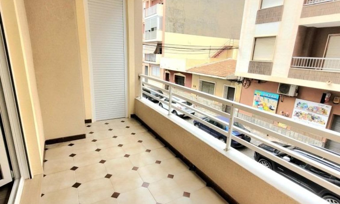 Segunda mano - Apartamento -
Torrevieja - Playa del Cura