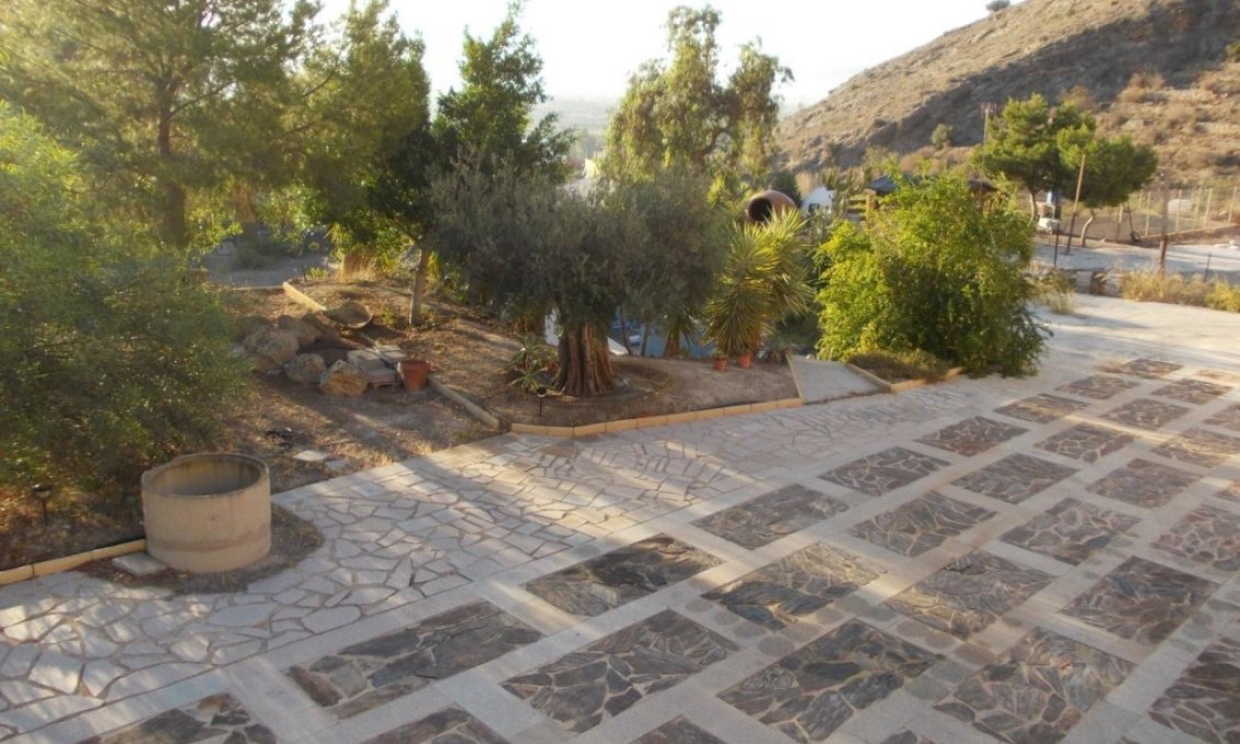 Segunda mano - Villa -
Orihuela - Inland