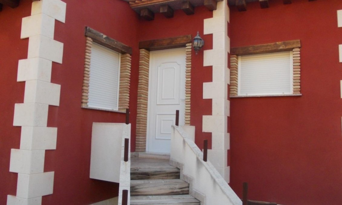 Segunda mano - Villa -
Orihuela - Inland