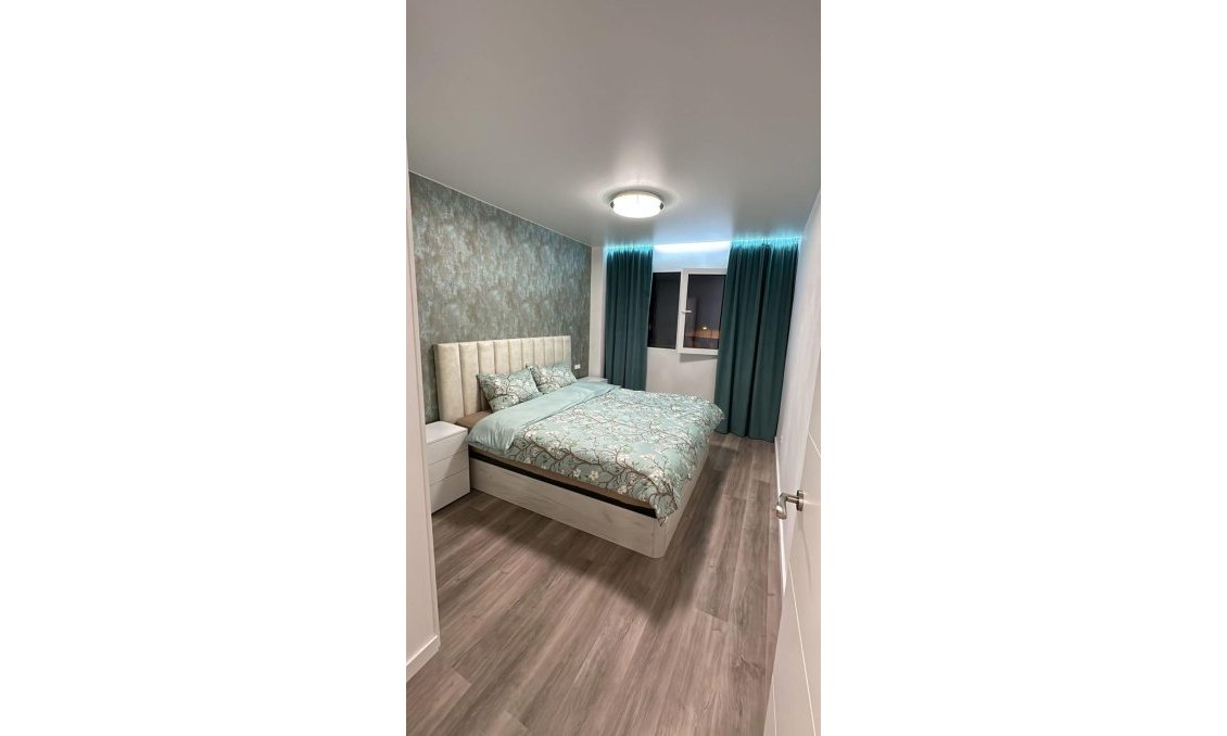 Használt Ingatlanok - Apartman -
Torrevieja - Estacion De Autobuses