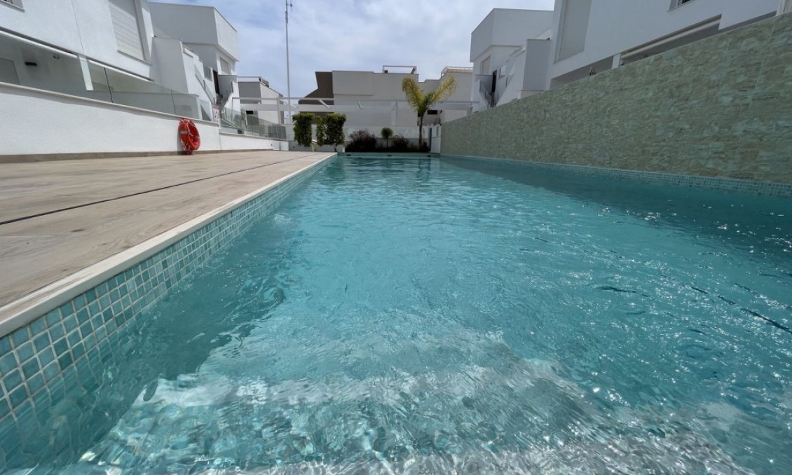 Segunda mano - Bungalow -
Pilar de la Horadada - Costa Blanca