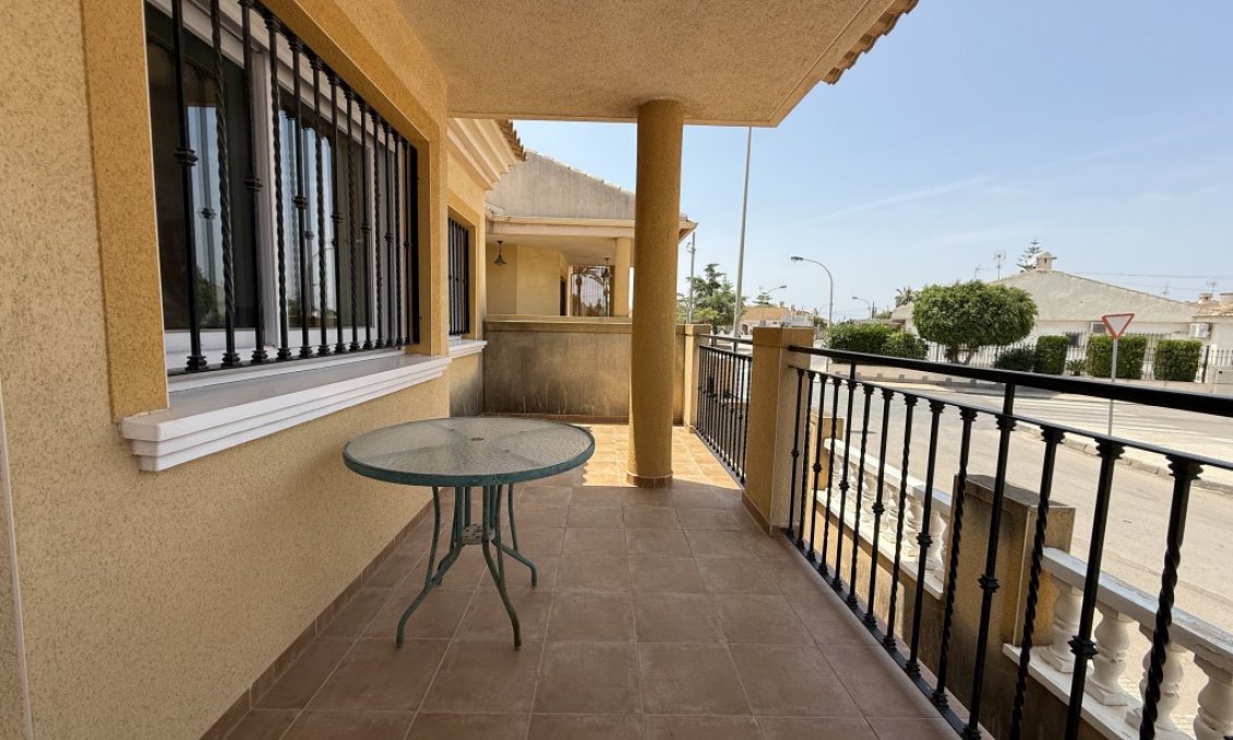 Segunda mano - Bungalow -
La Puebla - Inland