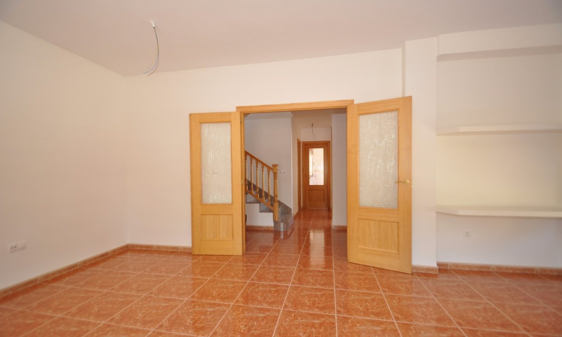 Segunda mano - Town House -
Pinoso - Inland