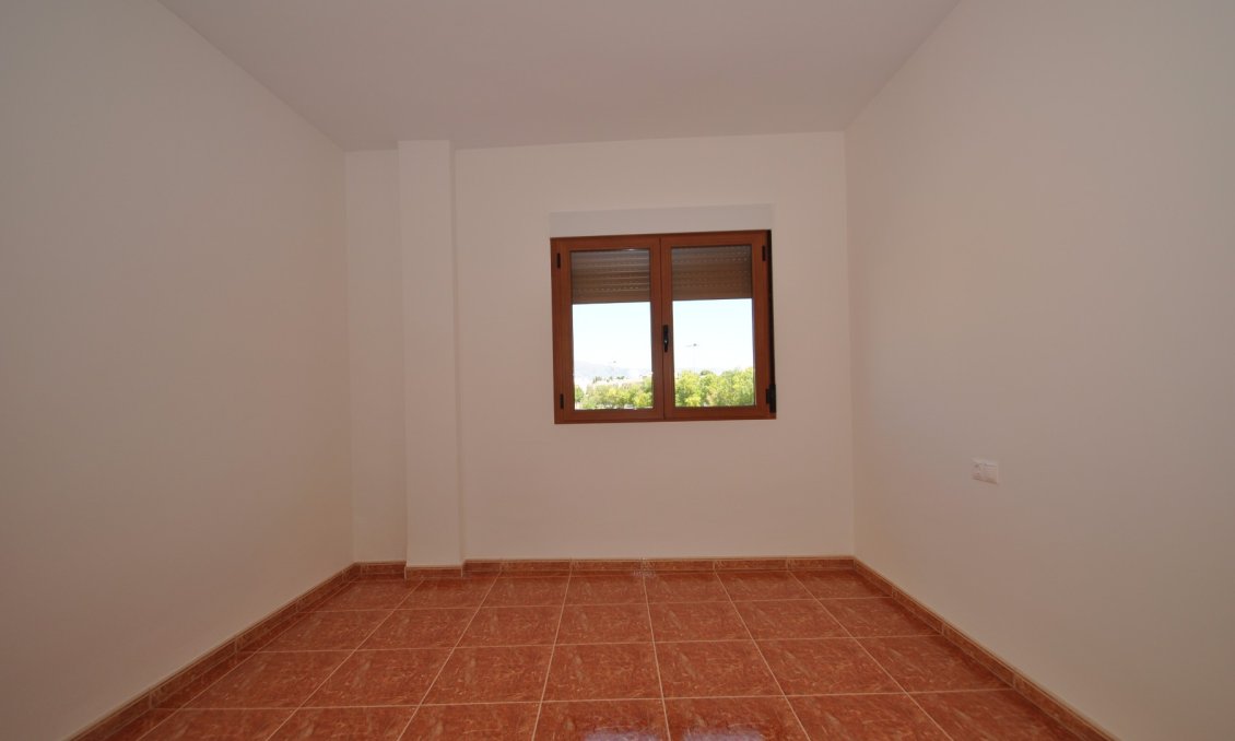 Segunda mano - Town House -
Pinoso - Inland