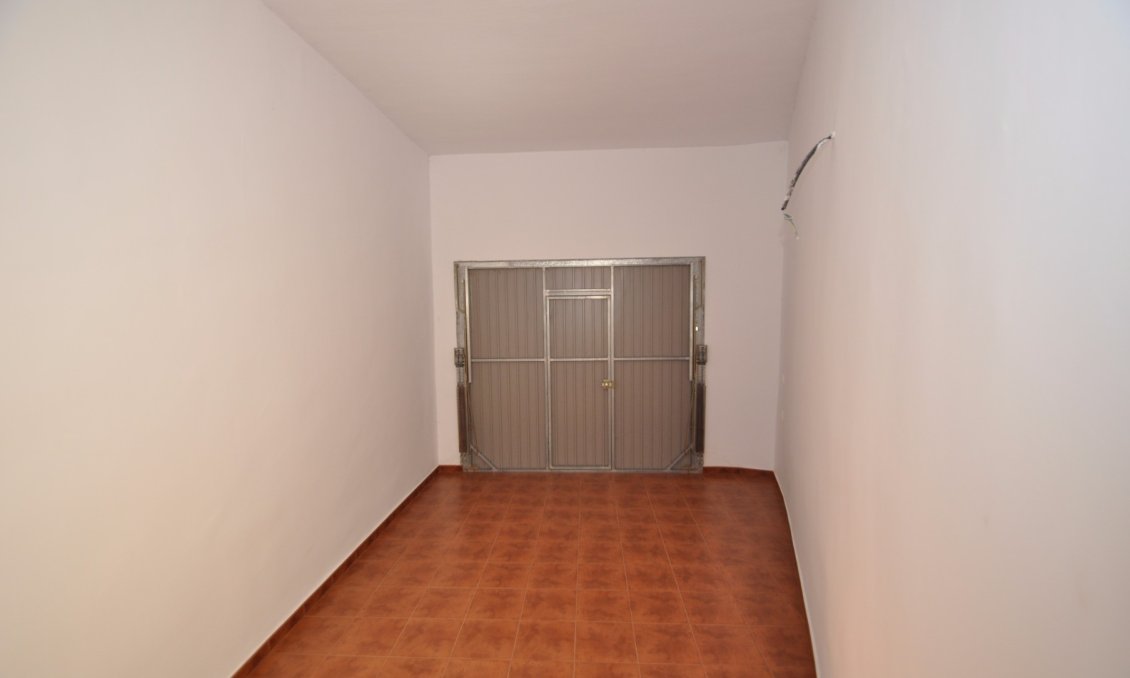 Segunda mano - Town House -
Pinoso - Inland