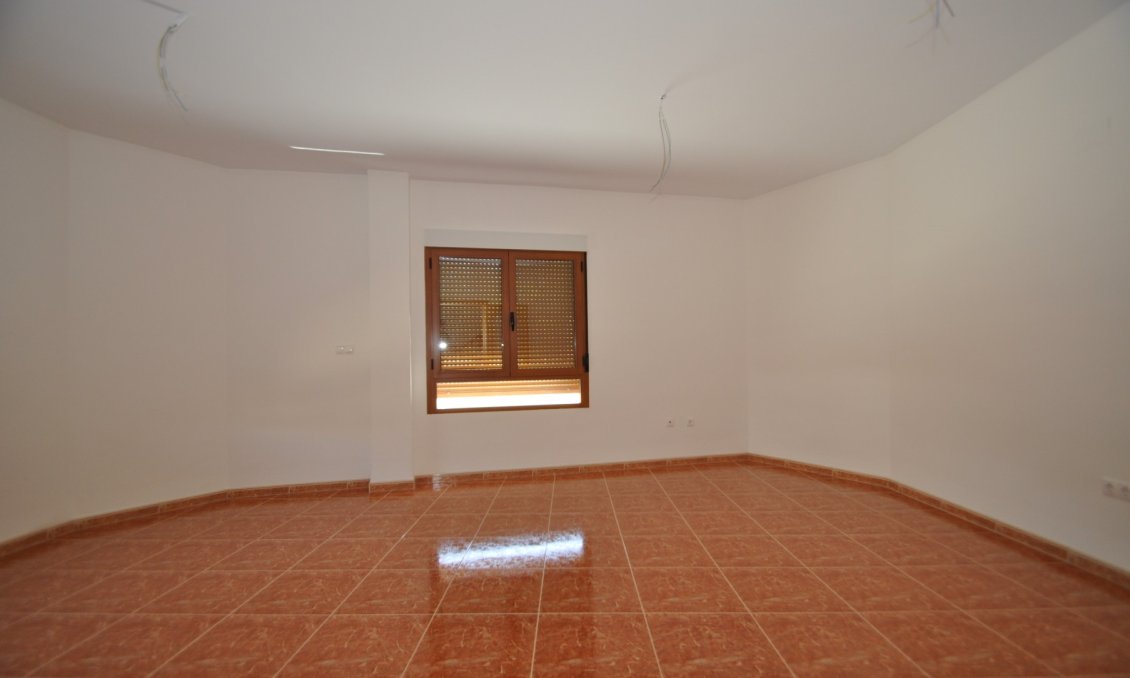 Segunda mano - Town House -
Pinoso - Inland