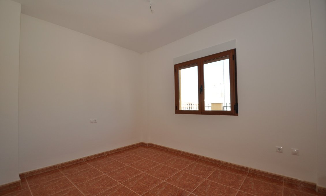 Segunda mano - Town House -
Pinoso - Inland