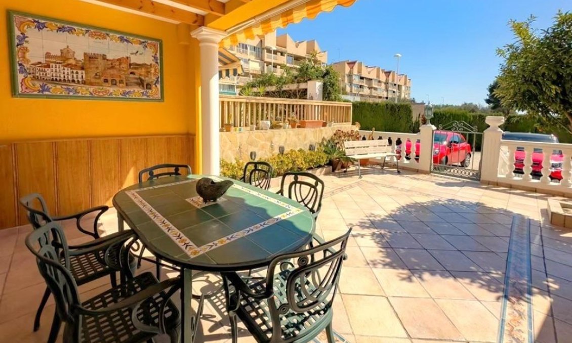 Segunda mano - Duplex -
Calpe - Manzanera