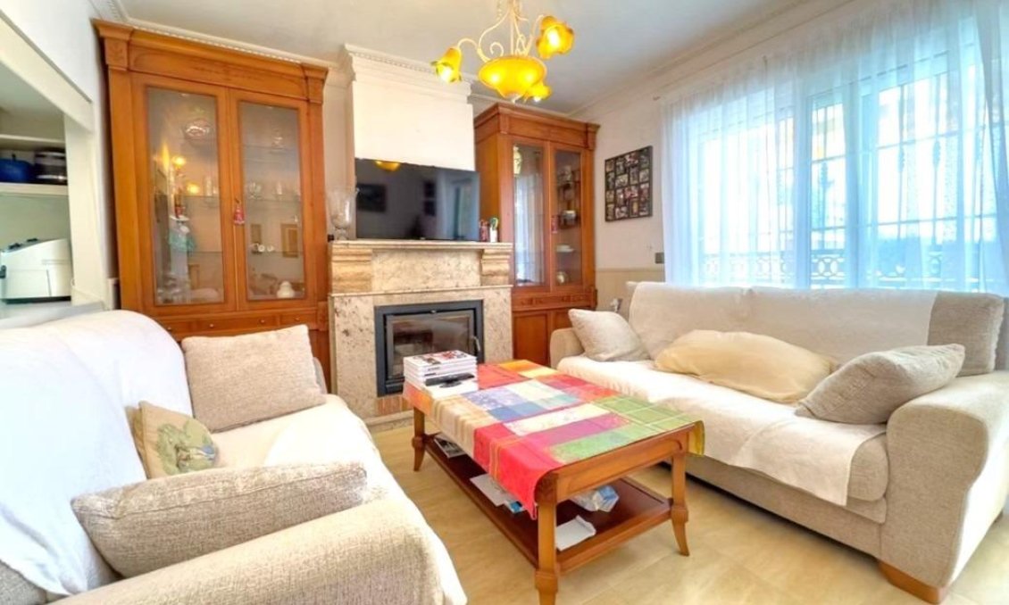 Segunda mano - Duplex -
Calpe - Manzanera