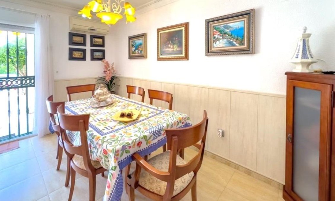 Segunda mano - Duplex -
Calpe - Manzanera