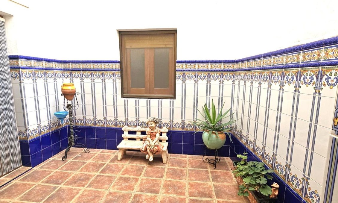 Wiederverkauf - Villa -
Pinoso - Centro
