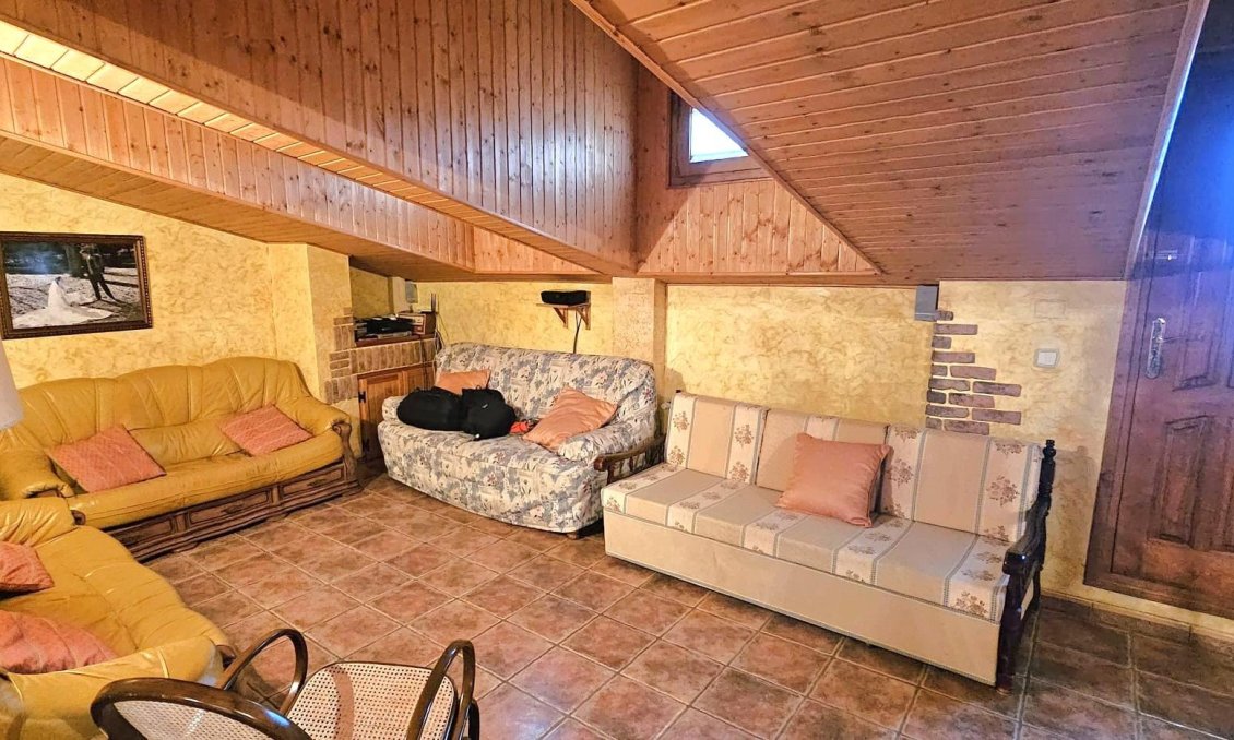 Wiederverkauf - Villa -
Pinoso - Centro