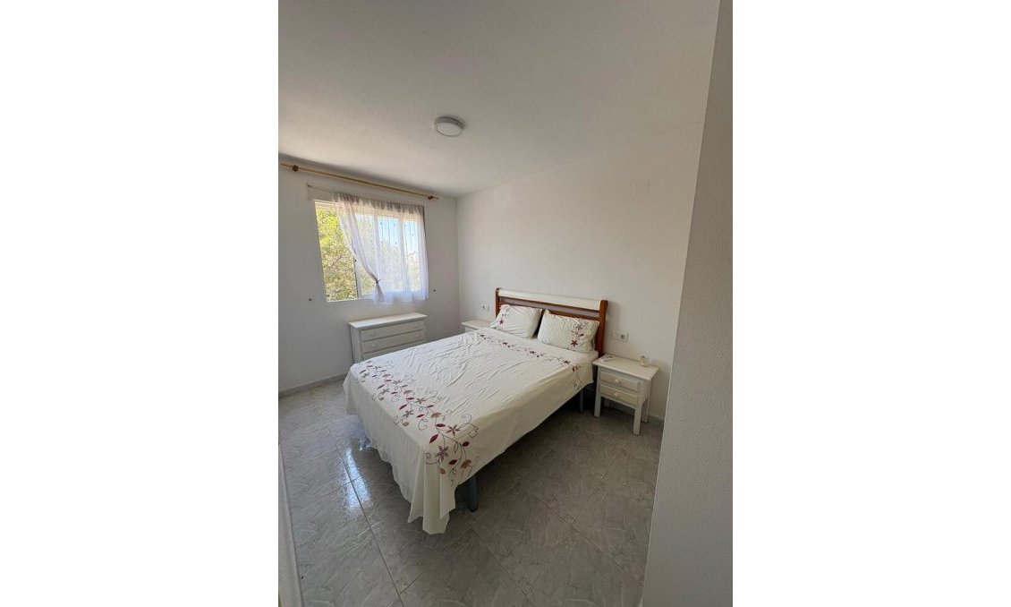 Segunda mano - Apartamento -
Doña Pepa - Inland