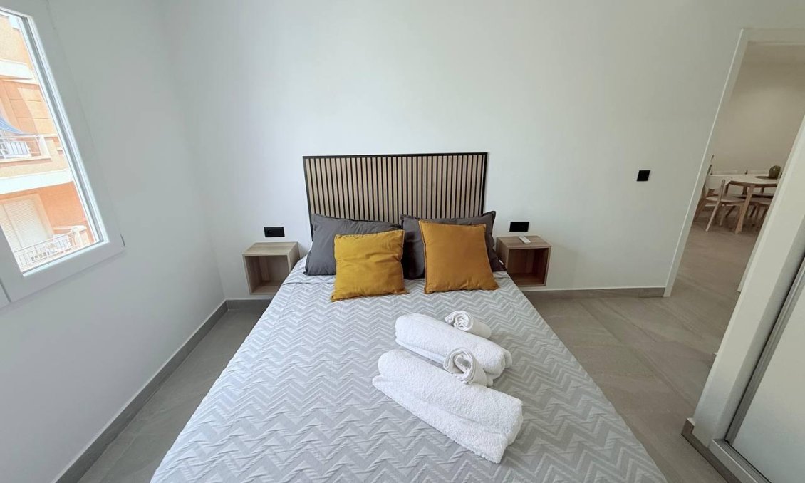 Használt Ingatlanok - Apartman -
Torrevieja - La Mata