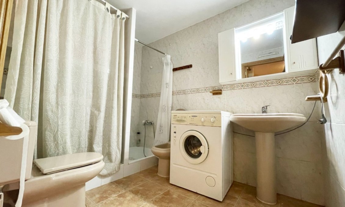 Segunda mano - Apartamento -
Guardamar del Segura - Playa
