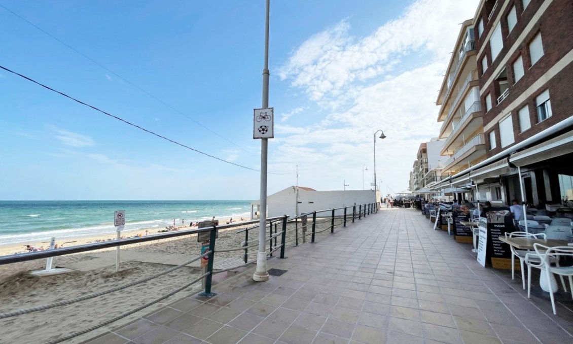 Segunda mano - Apartamento -
Guardamar del Segura - Playa