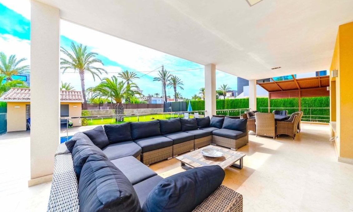 Segunda mano - Villa -
Cabo Roig - Costa Blanca