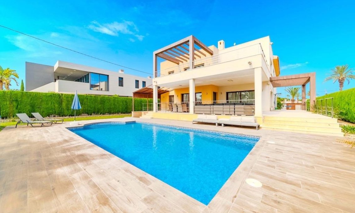 Segunda mano - Villa -
Cabo Roig - Costa Blanca
