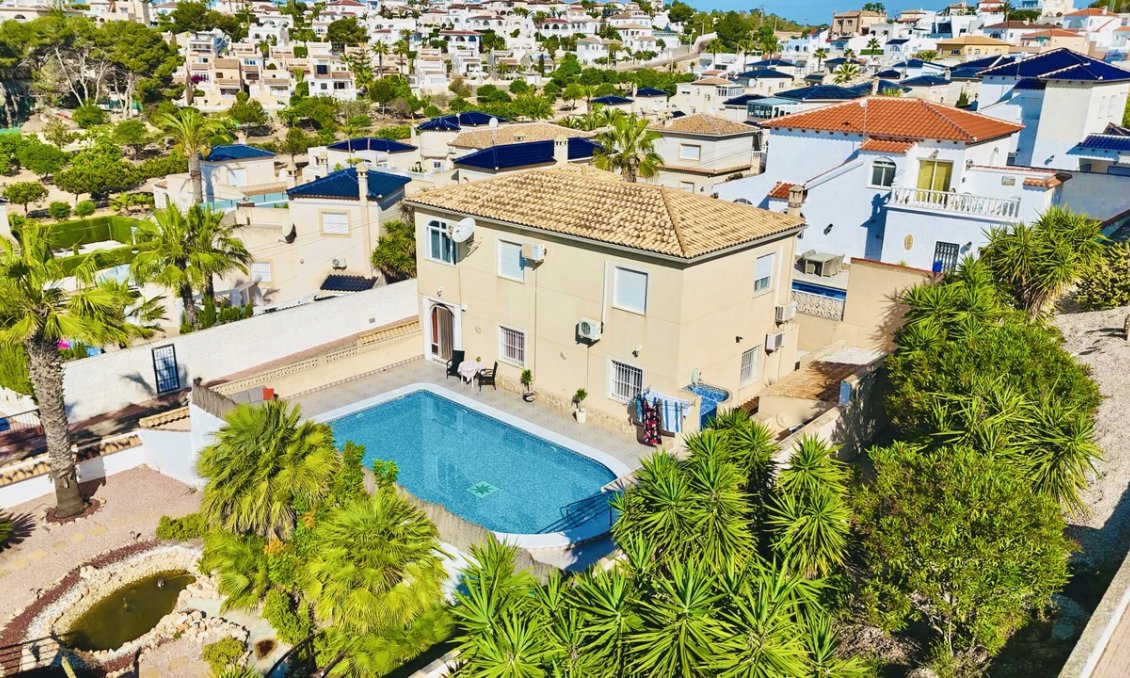 Segunda mano - Villa -
San Miguel de Salinas - Inland