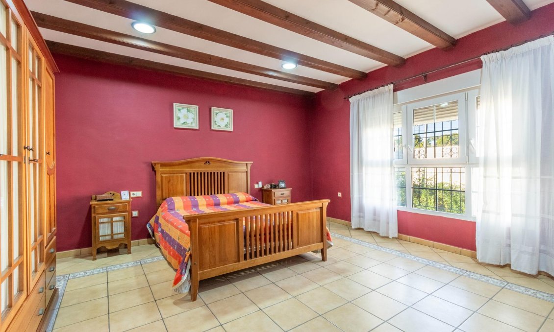 Segunda mano - Villa -
Torrevieja - Los Balcones