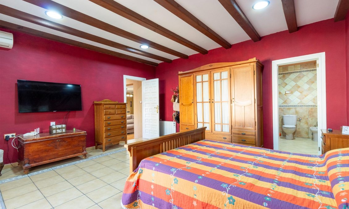Segunda mano - Villa -
Torrevieja - Los Balcones