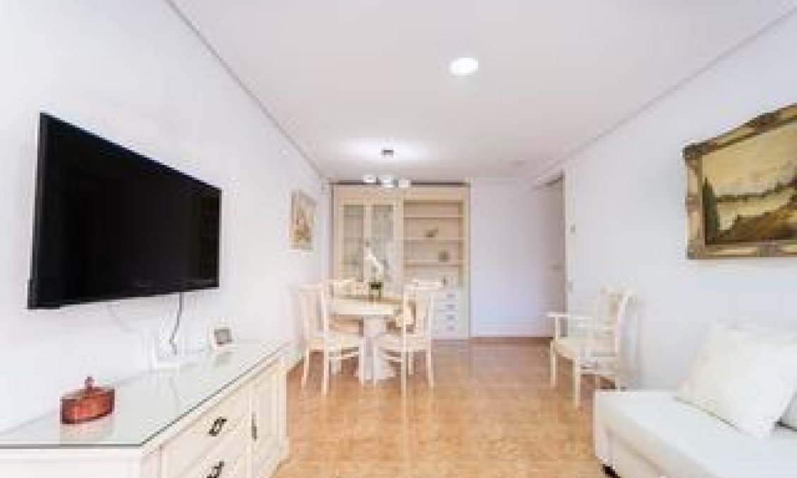 Használt Ingatlanok - Apartman -
Torrevieja - Playa del Cura